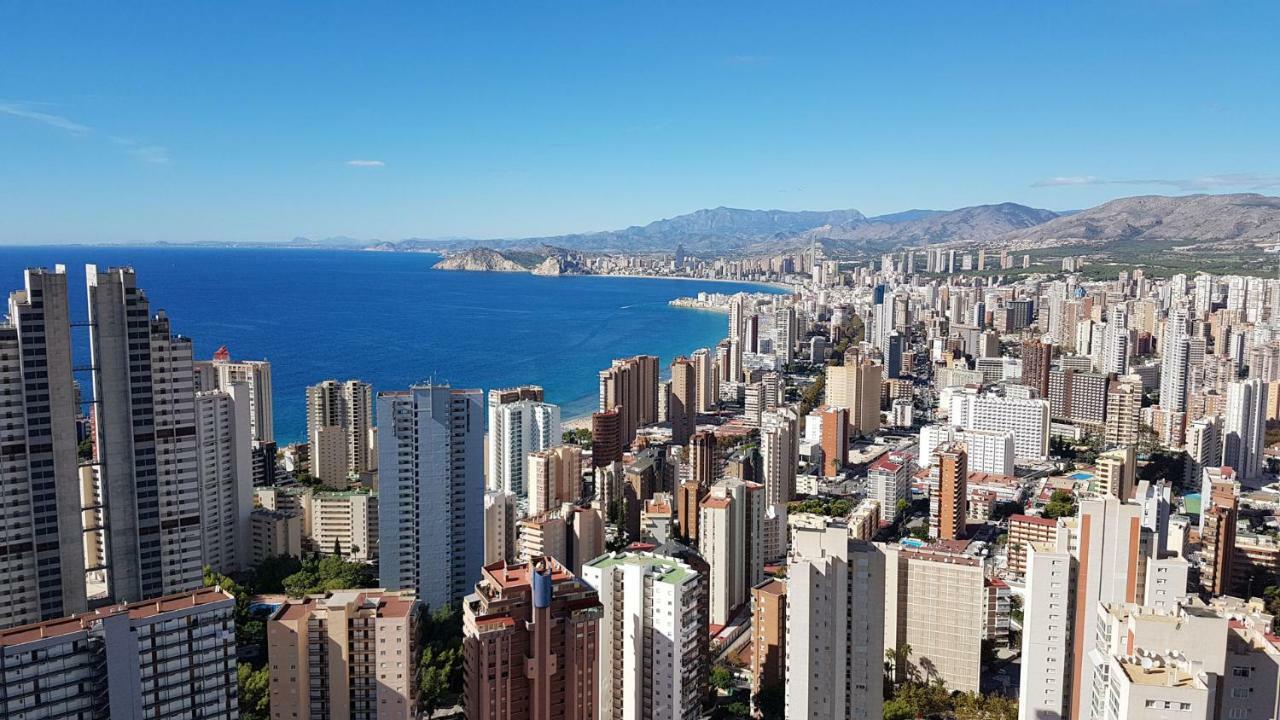 Two-Bedroom Apartment With Sea Views - Torre Lugano 29 Benidorm Eksteriør billede